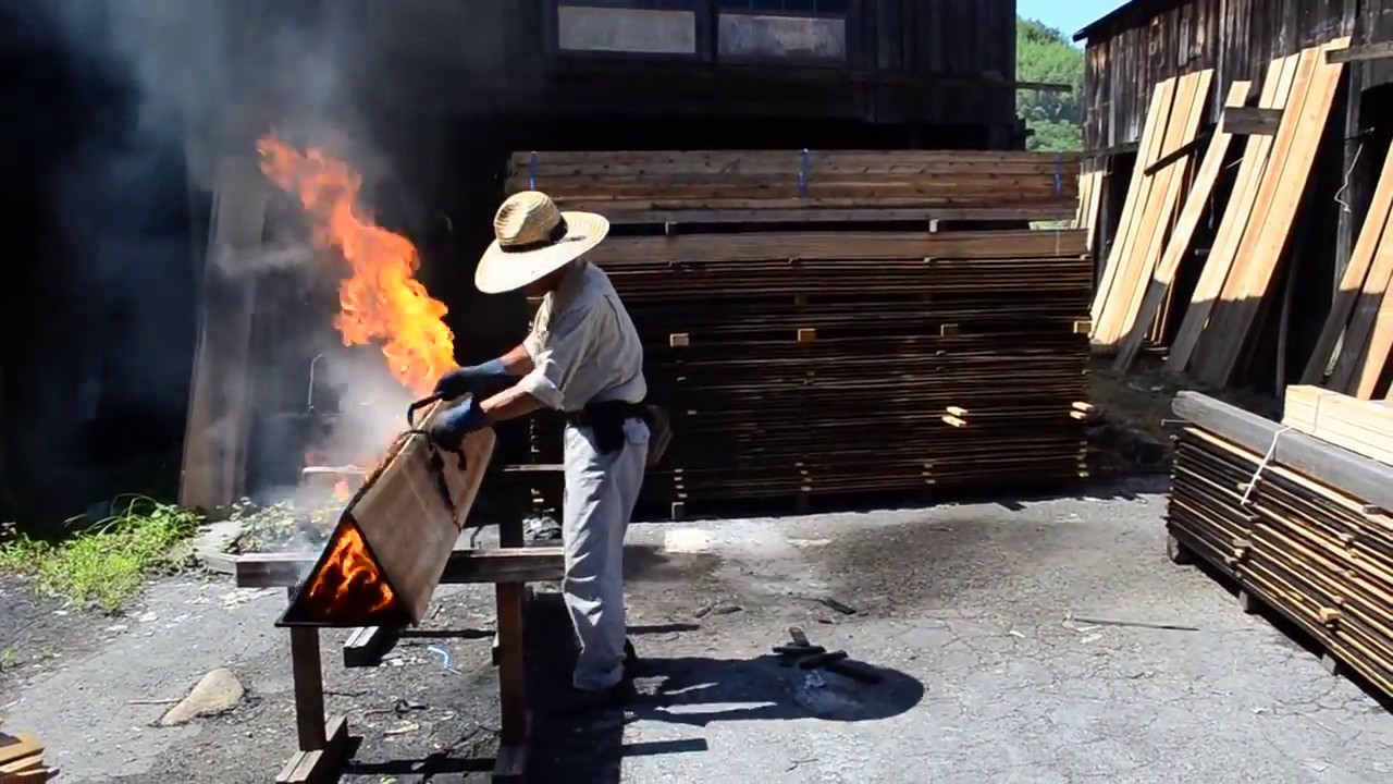 Японская техника обжига древесины